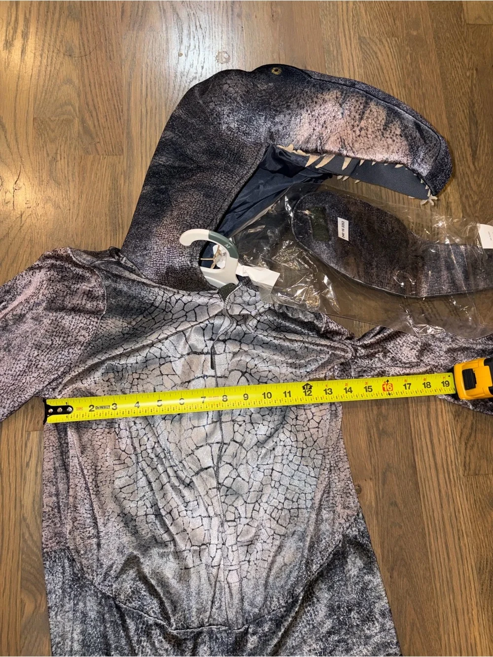 NWOT Jurassic World T-Rex Dinosaur Costume Kids Size M 7/8 Halloween